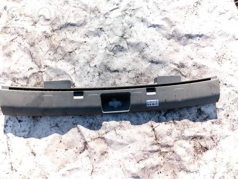 Nissan X-Trail T30 Altro elemento di rivestimento bagagliaio/baule 