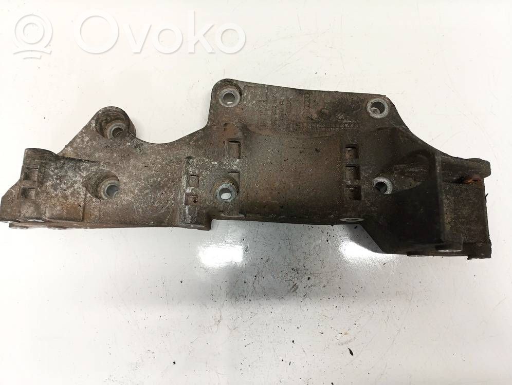 Volkswagen Golf IV Supporto di montaggio del motore (usato) 