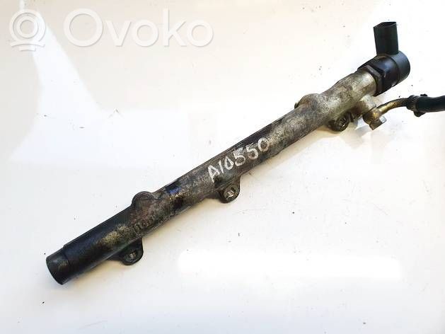 BMW 1 E81 E87 Linea principale tubo carburante 