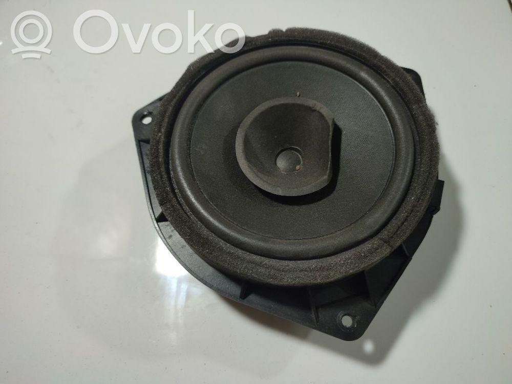 Toyota Avensis T250 Altoparlante portiera anteriore 
