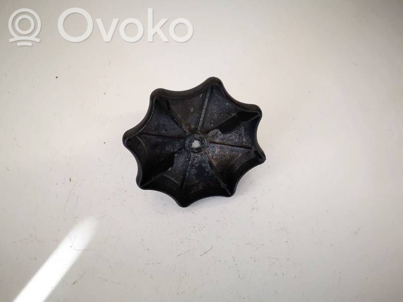 Skoda Roomster (5J) Șurub fixare roată de rezervă 