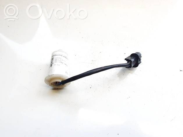 Sensor