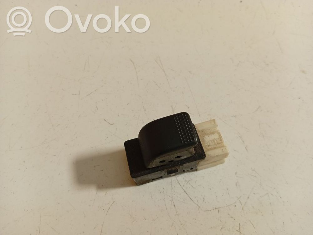 Interruptor del elevalunas eléctrico   83071AE040,224S0,83071AE040