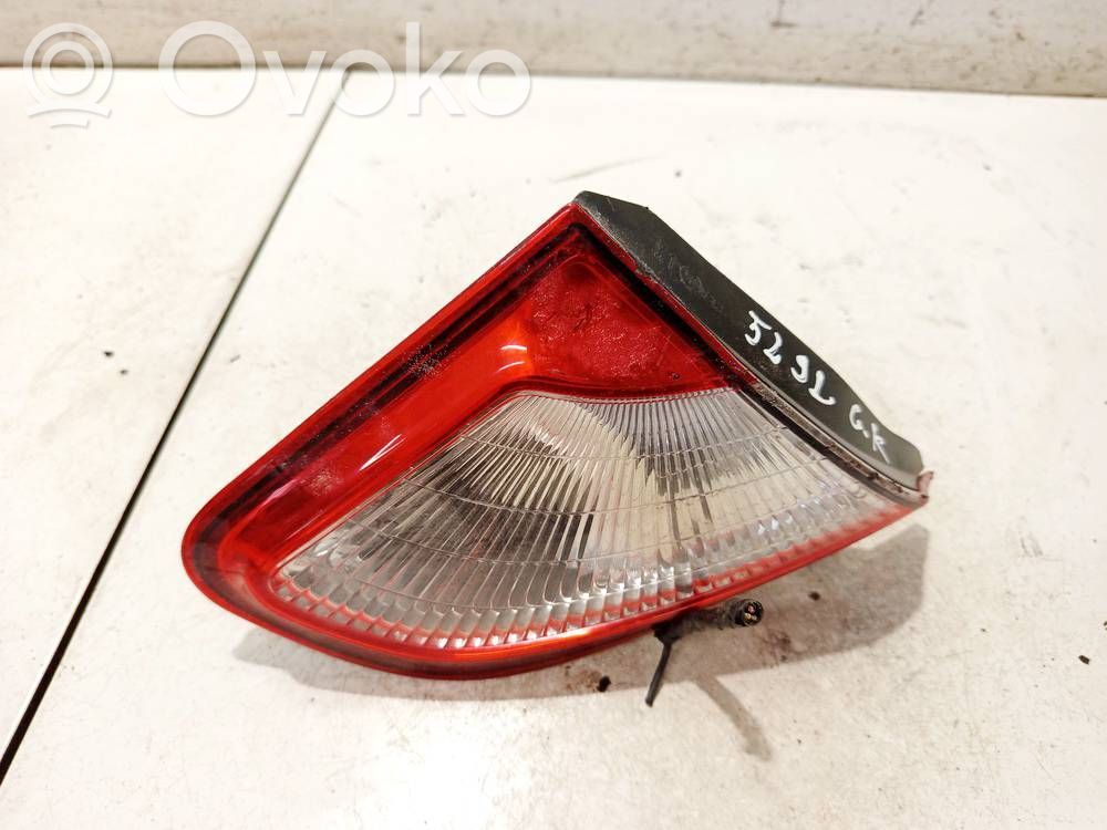 Nissan Qashqai Lampă spate în capacul portbagajului 