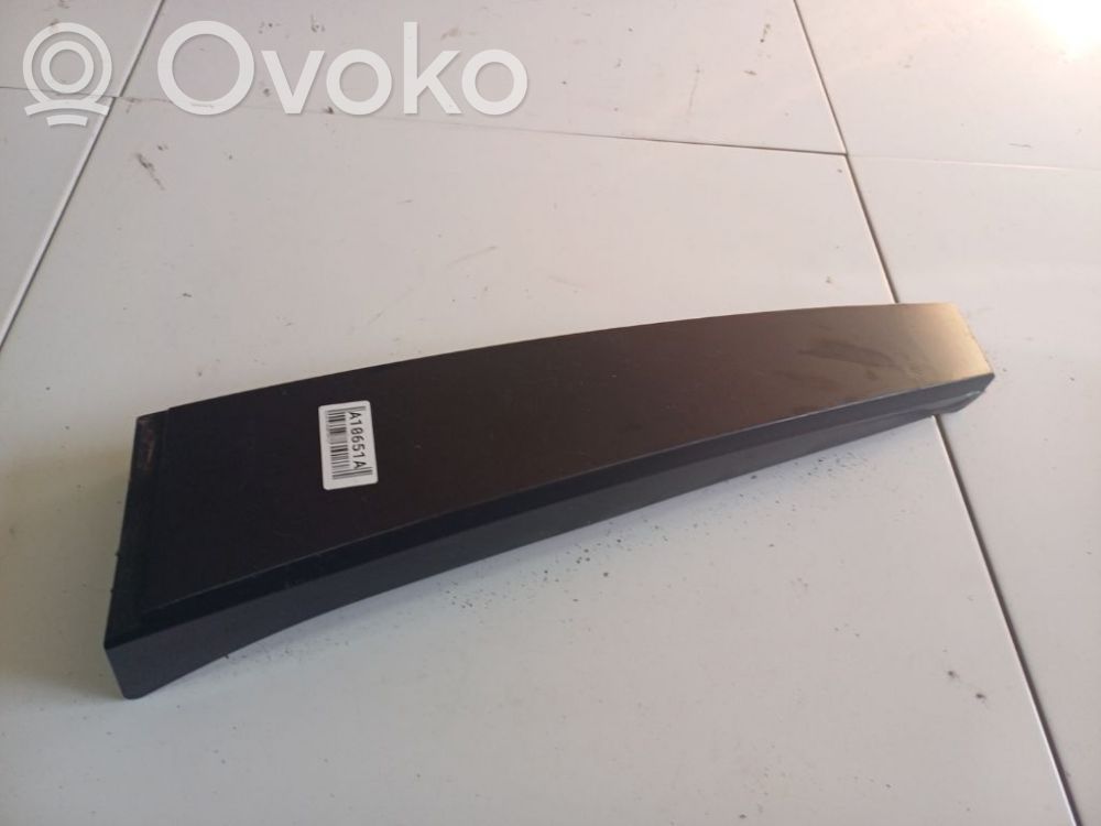 Citroen C4 I Picasso Takaoven lasin muotolista