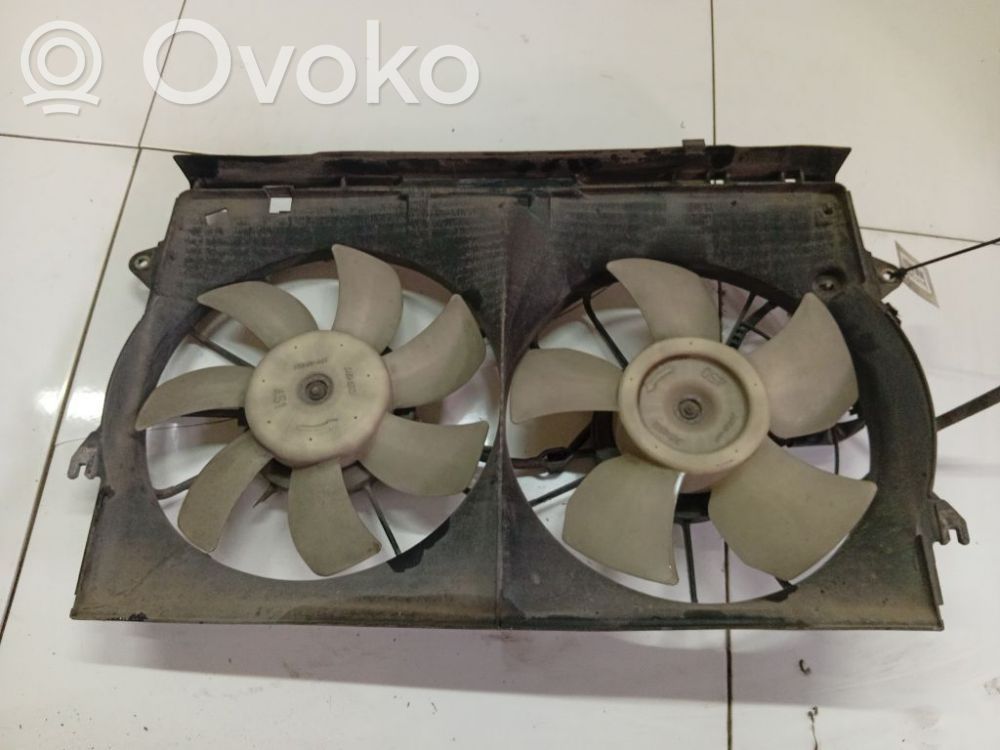 Toyota Corolla Verso E121 Radiator cooling fan shroud 