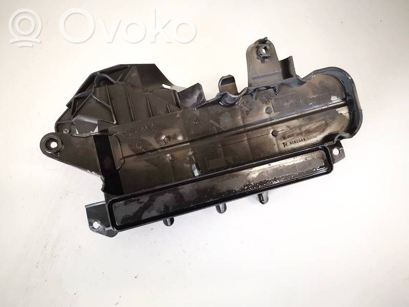 Skoda Octavia Mk2 (1Z) Inne części karoserii 