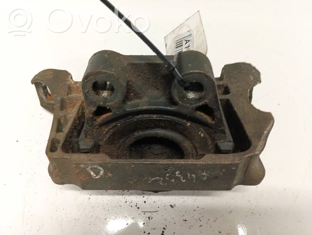 Ford Focus C-MAX Engine mount bracket 