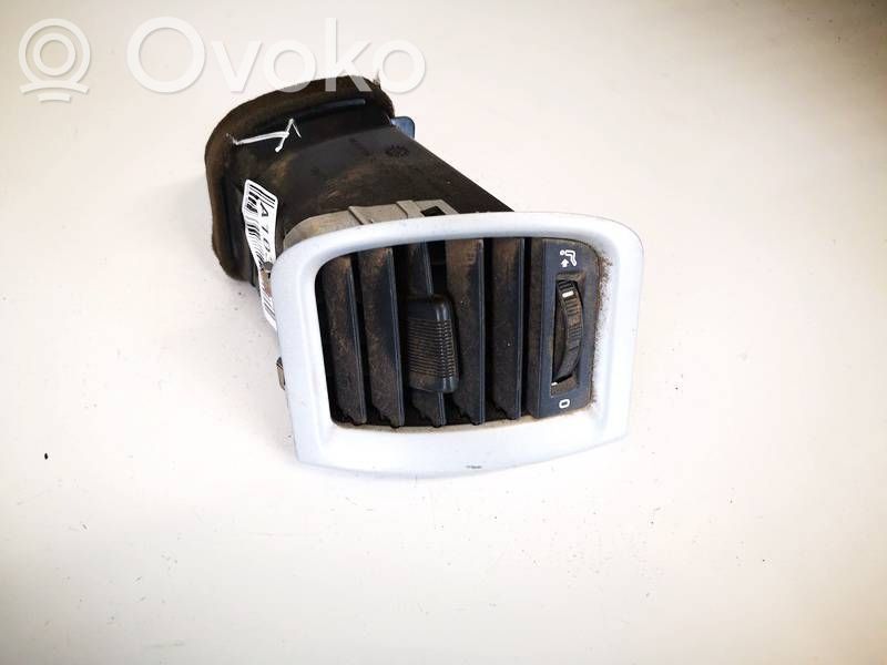 Skoda Roomster (5J) Garniture, panneau de grille d'aération latérale