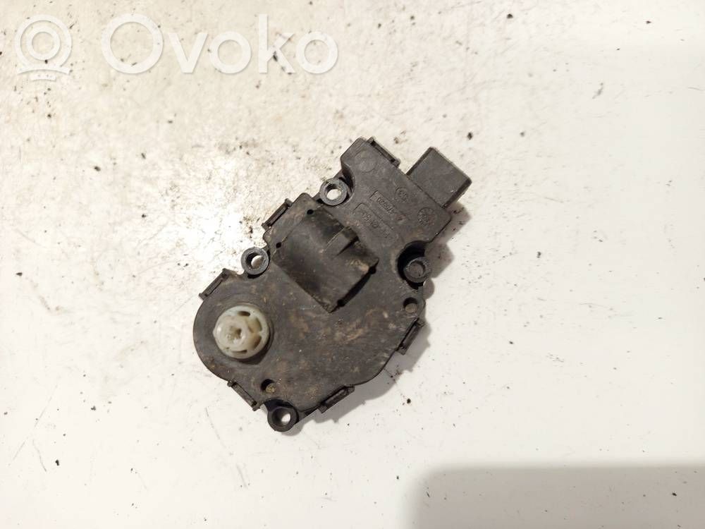 Mercedes-Benz C W204 Motor/actuator clapetă aer 