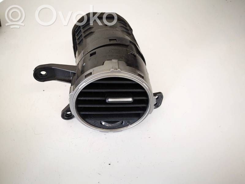 KIA Carens II Rejilla de ventilación central del panel 