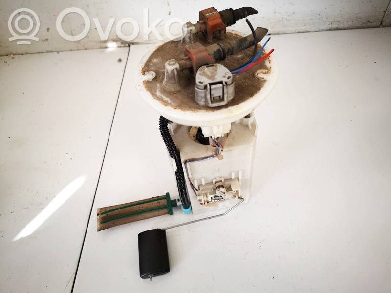 KIA Carens II Pompa carburante immersa 