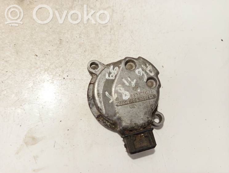 Volkswagen Golf IV Czujnik pozycji wału rozrządu 