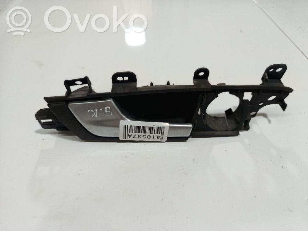 Manecilla interna puerta trasera   8P4839019,8P4839019,8P4839019