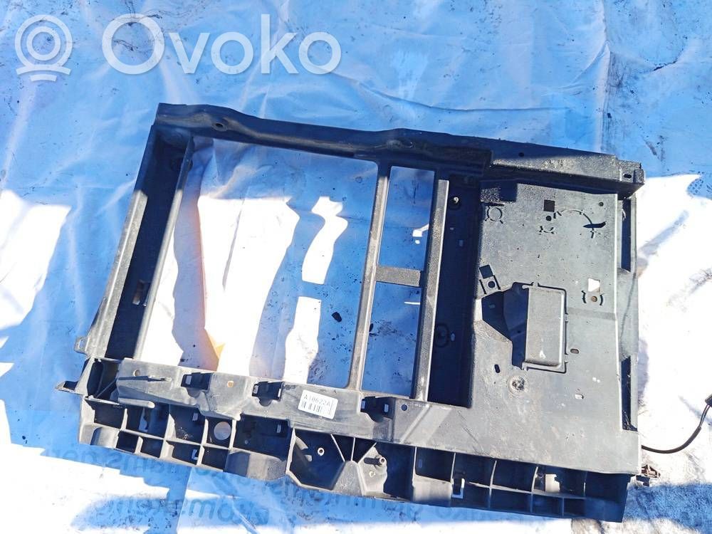 Peugeot 207 Pannello di supporto del radiatore 