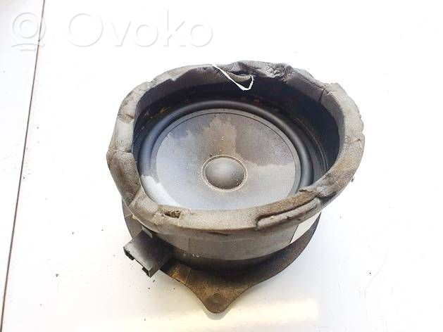 Altavoz de la puerta delantera   2194127,65138379567,2194127,65138379567