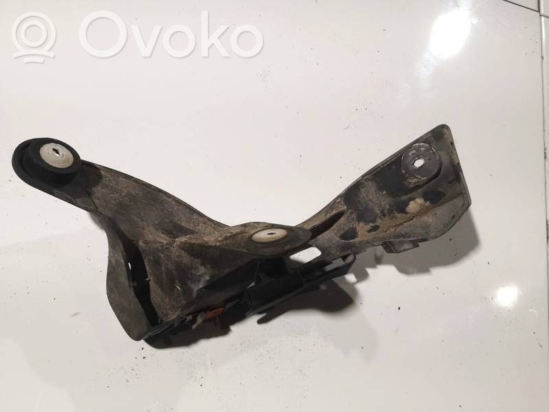 Opel Astra H Staffa di rinforzo montaggio del paraurti posteriore 
