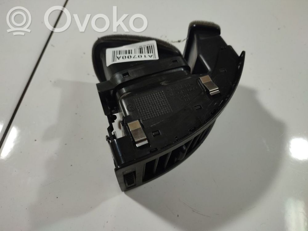 Volkswagen Polo IV 9N3 Griglia di ventilazione centrale cruscotto 