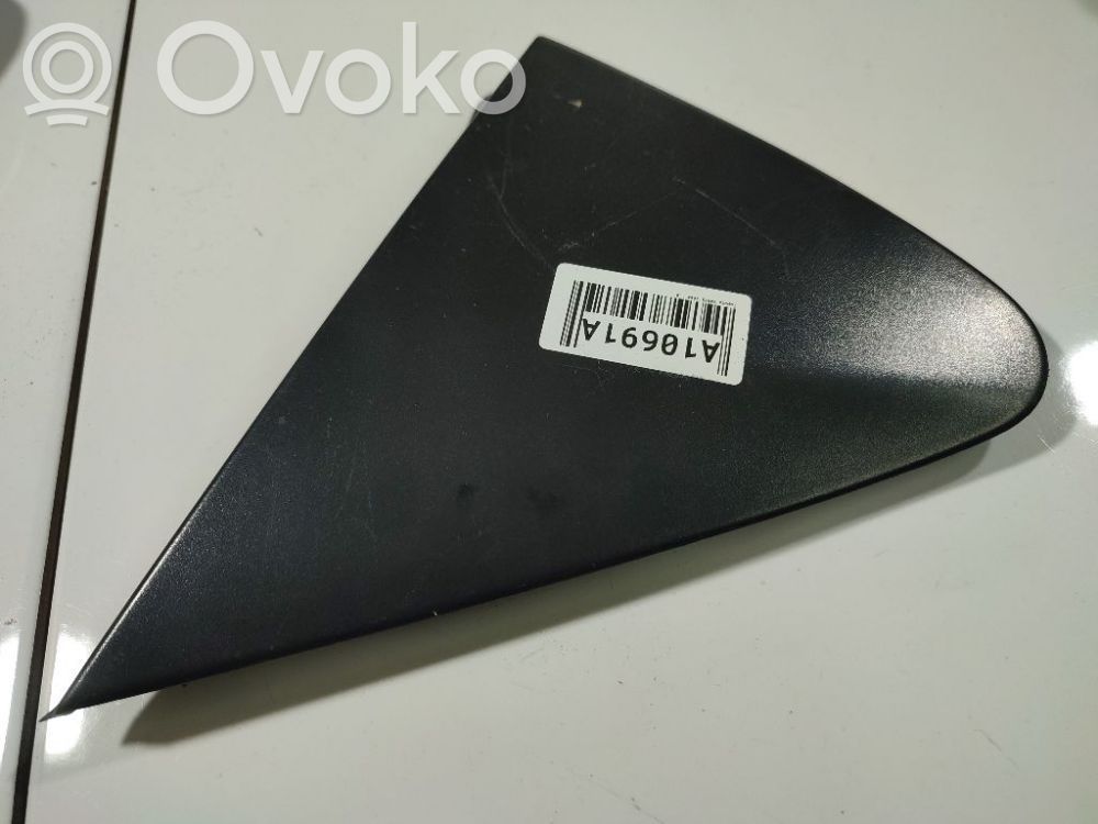 Toyota Yaris Muu sisätilojen osa 