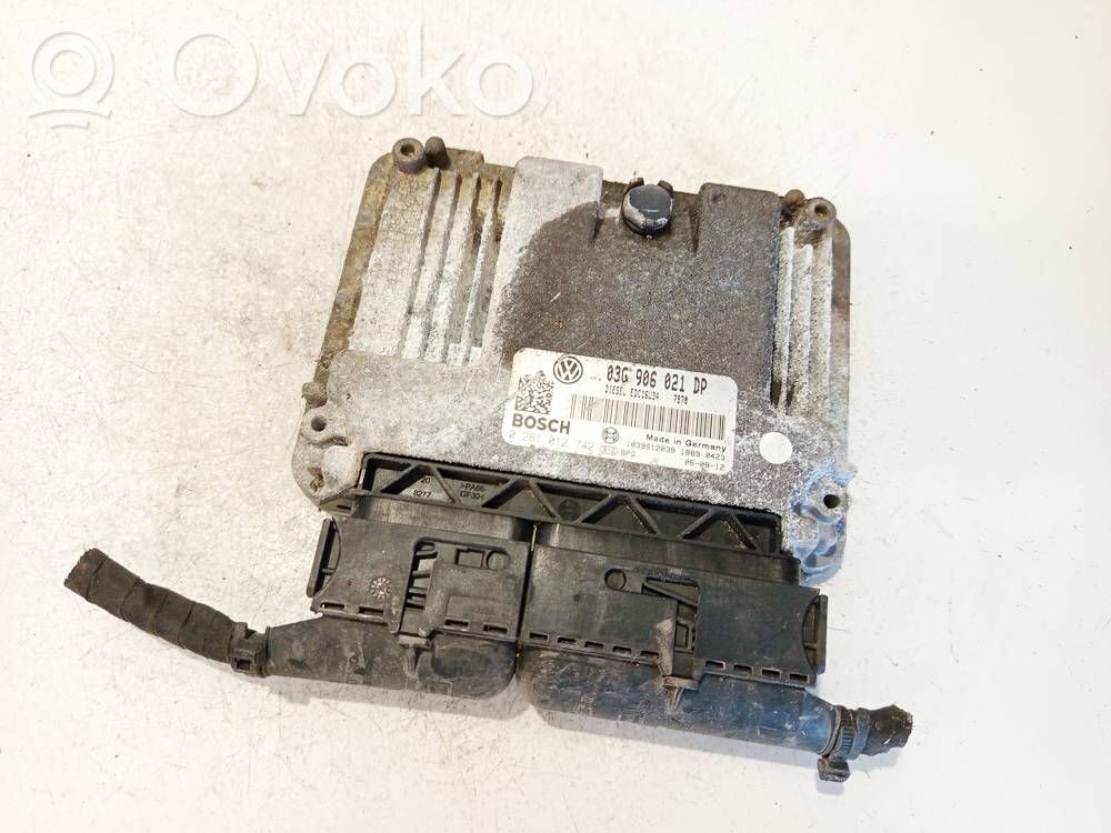 Unidad de control/módulo del motor   0281012742,03G906021DP,0281012742,03G906021DP