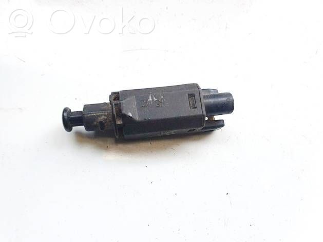Volkswagen PASSAT B4 Interruttore del pedale del freno
