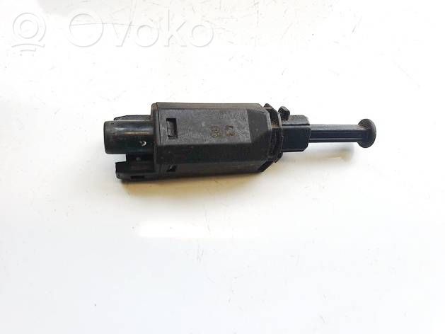Volkswagen PASSAT B4 Interruttore del pedale del freno