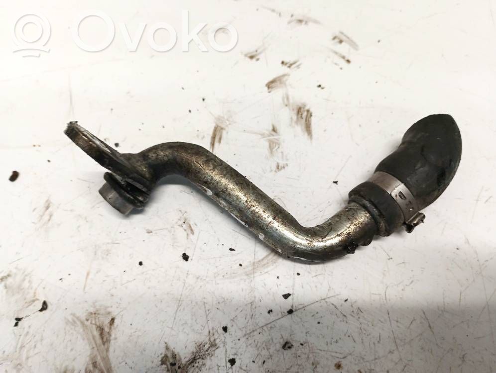 Volvo V70 Conductă/furtun lichid de răcire motor 
