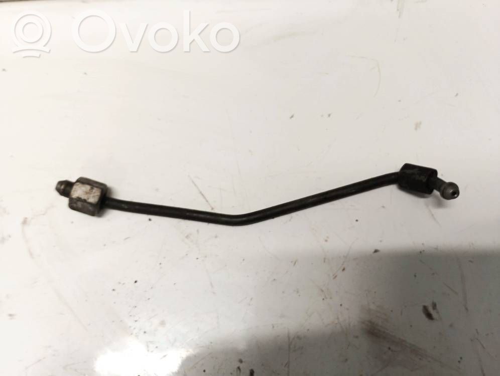 Tubo carburante