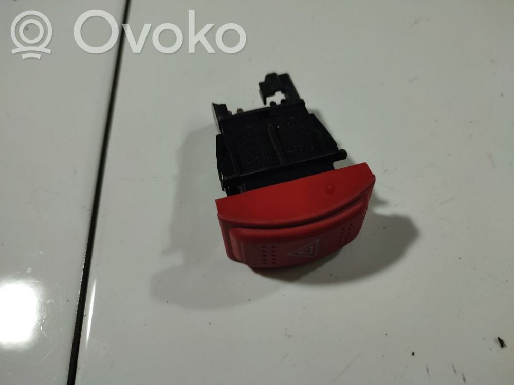 Hazard light switch   HD26,HD26,HD29,M19620,S3N1