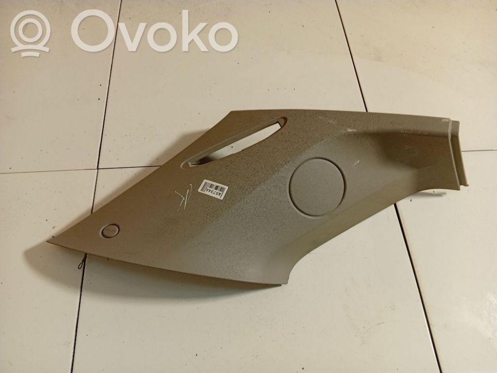 Cadillac SRX (D) pillar trim (bottom) 