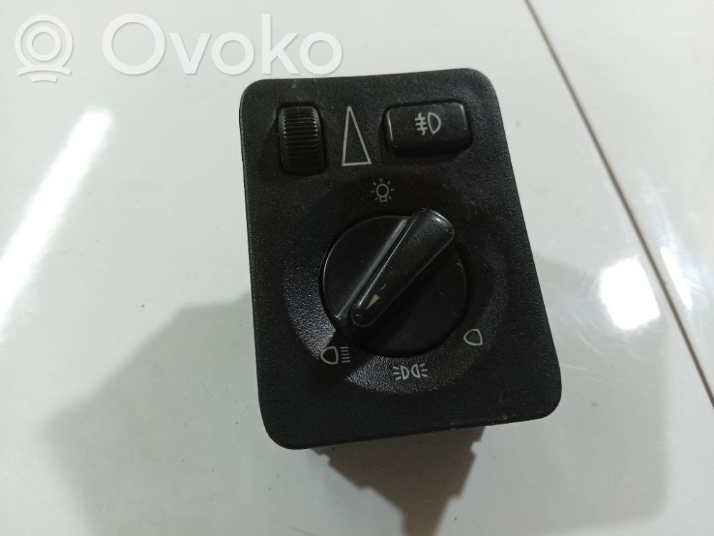 Light switch   12760589,12760589,12760589