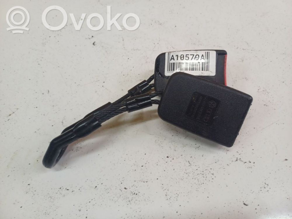 Volkswagen Golf IV Închizătoare centură siguranță mijloc (spate)