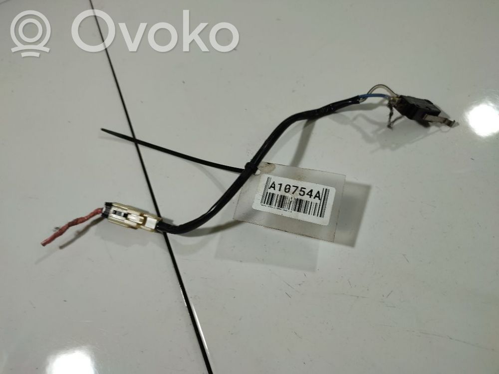 Sensor   D2MV01L131C3,01A125VAC,01A30VDC,01A125VAC,01A30VDC,0372RA,D2MV01L131C3,D2MV01L131C3