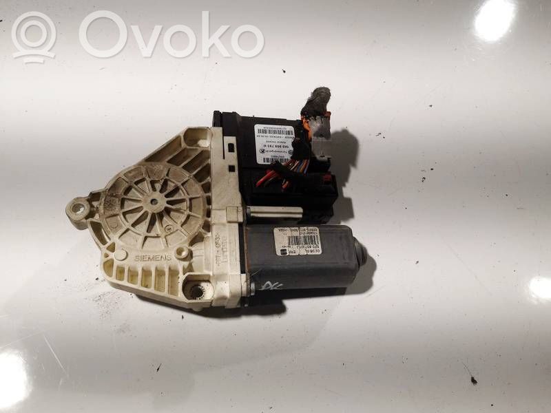 Silnik regulatora szyby drzwi przednich   981621102,7746005802,981621102,981621102