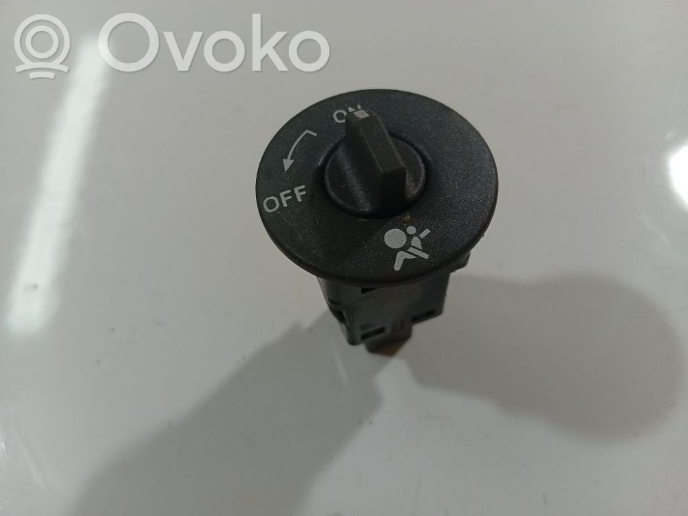 Wyłącznik poduszki powietrznej Airbag pasażera   8200169585,8200169585,8200169585