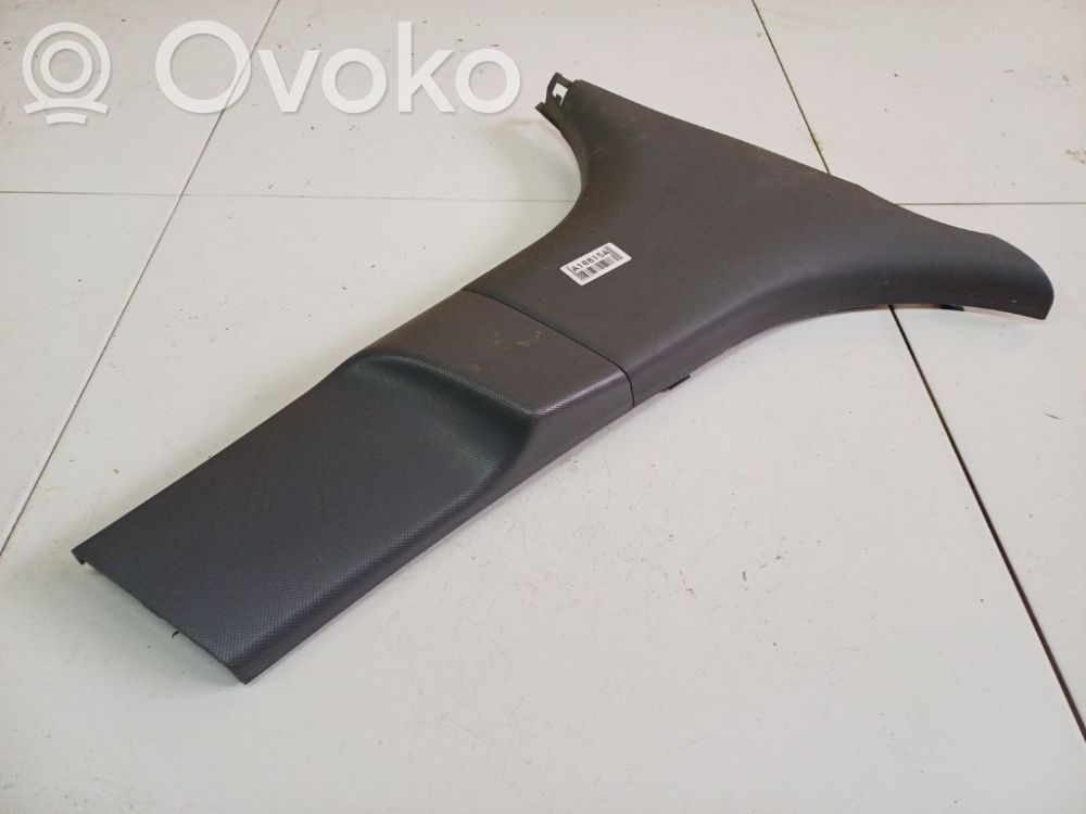 Toyota Aygo AB10 Moldura del pillar (D) (Inferior) 