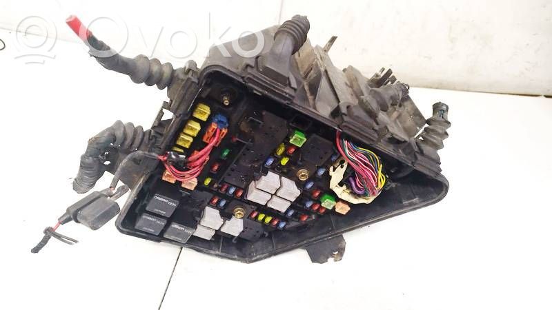 Cadillac SRX Skrzynka bezpieczników / Komplet 