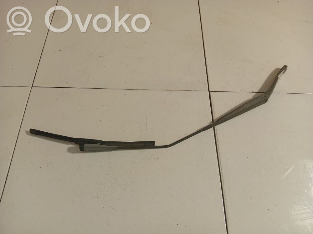 Alfa Romeo Mito Ramię wycieraczki szyby przedniej / czołowej 