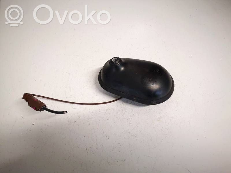 Mercedes-Benz A W169 GPS-pystyantenni 