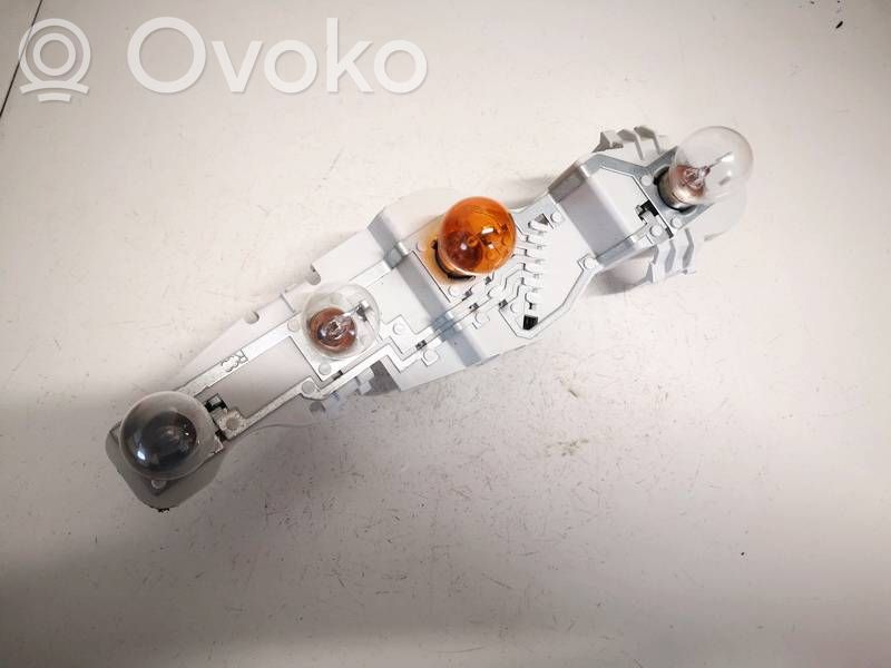 Mercedes-Benz A W169 Porte ampoule de feu arrière