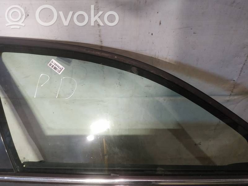 Volkswagen PASSAT B5.5 Geam ușă față patru uși 