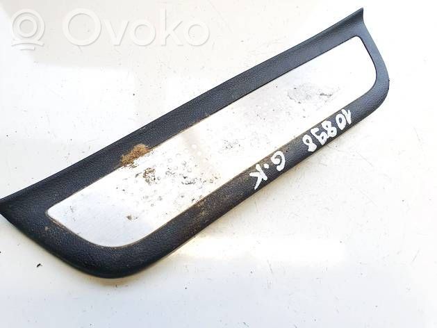 Hyundai Ioniq Moldura protectora del borde trasero 