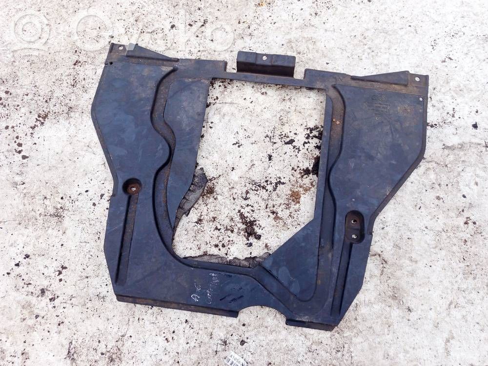 Volkswagen PASSAT B5.5 Placa protectora/protector antisalpicaduras motor