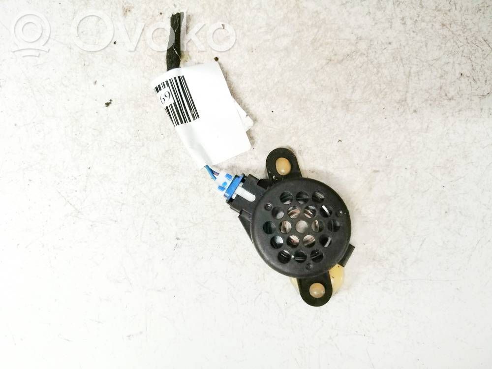 Opel Corsa D Altavoz de la puerta delantera
