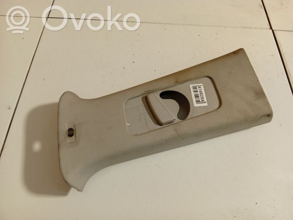 Volkswagen Polo IV 9N3 Rivestimento montante (B) (superiore)