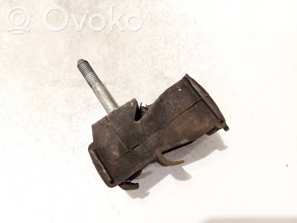 Engine mounting bracket   307248D,307248D