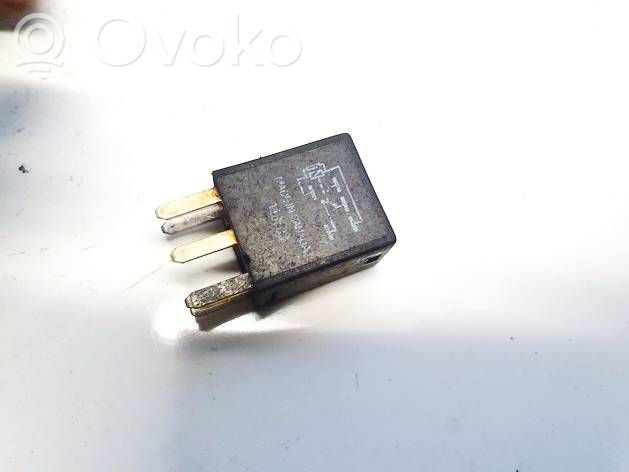 Otros relés   05269988AA,05269988AA