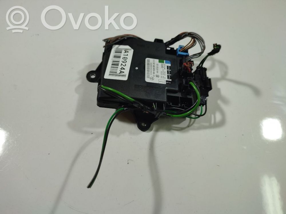 Mercedes-Benz A W169 Unitate/modul comandă uși 