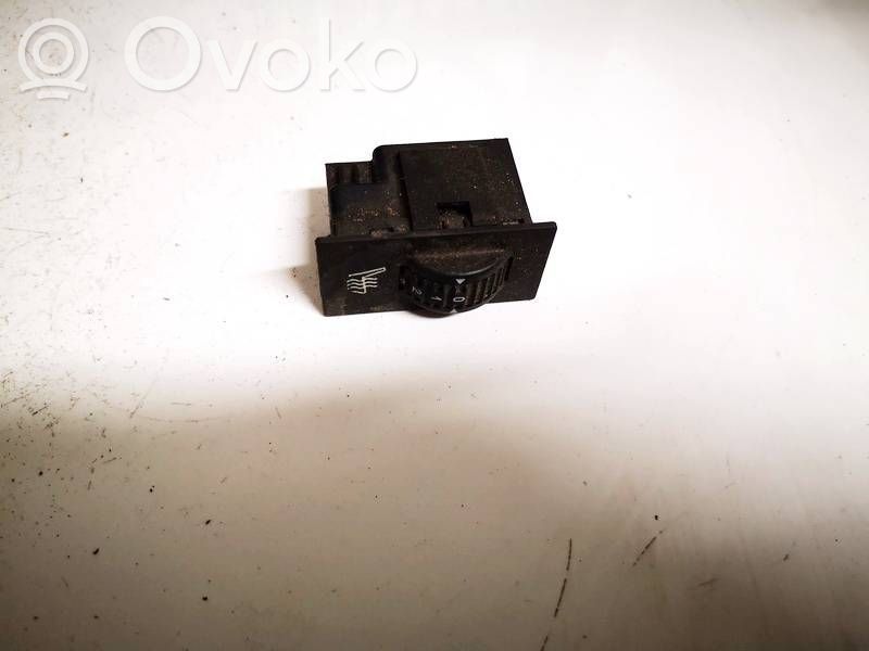 Citroen C5 Seat heating switch 