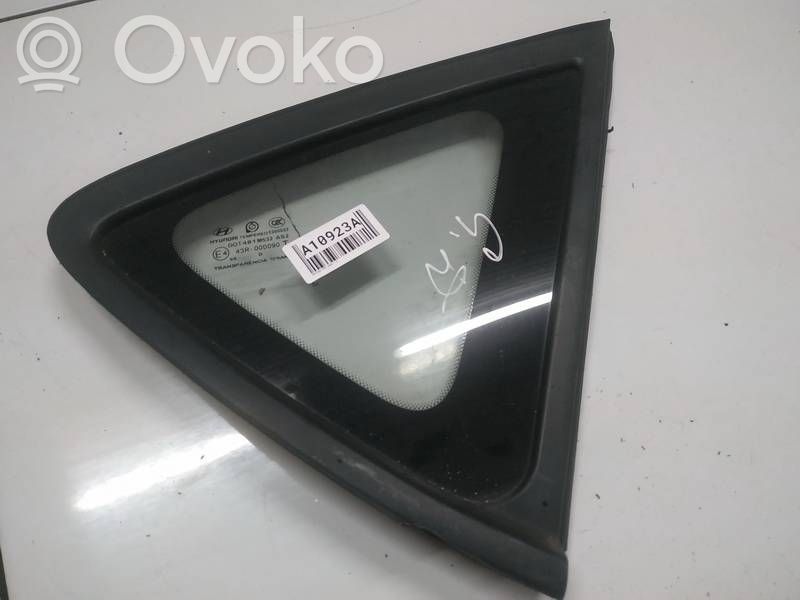 Hyundai i30 Geam lateral spate 